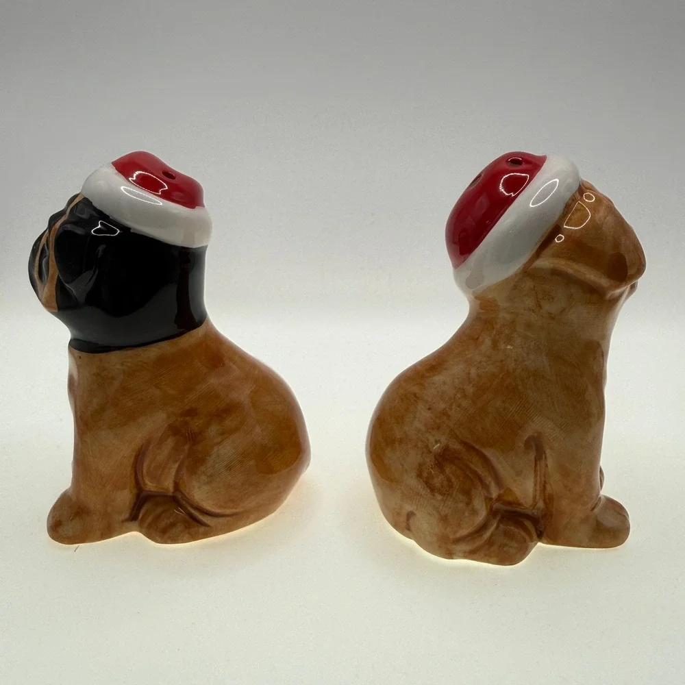Christmas Puppy Dog Salt and Pepper Shakers Set Pug Golden Retriever Santa Hats